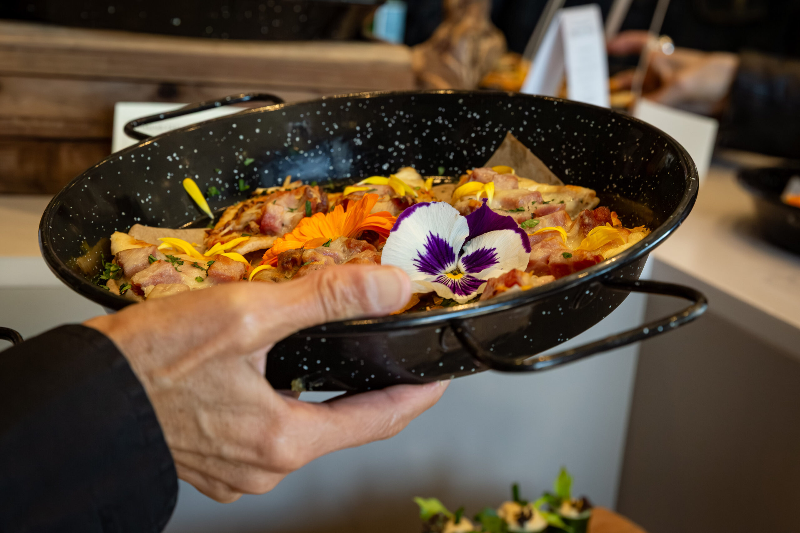 ModernLuxuryInteriors Saatva Event March