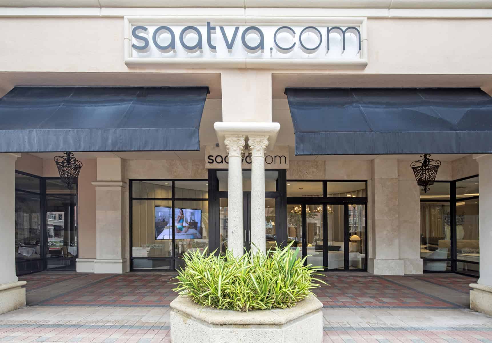 SAATVA Boca Raton Photo by Robin Hill (c) lo res () R